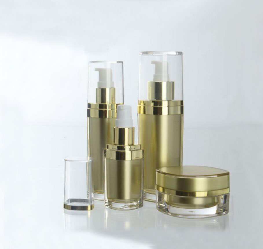 Garrafa acrílica dourada de 15 - Essence Serum Toner avaliação e preço